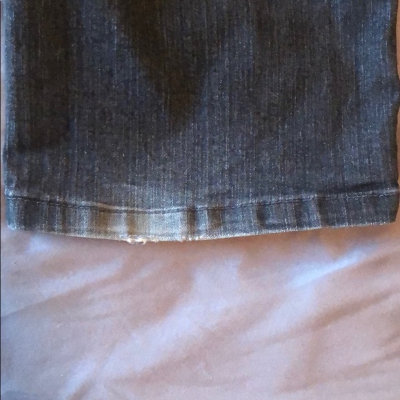 Long, grey jeans - Picture 8 of 9